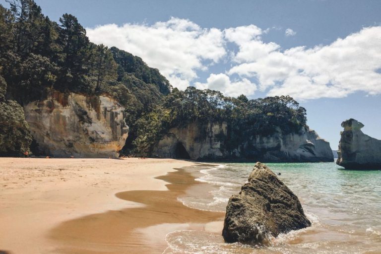 Cathedral Cove vom Hahei Beach, Coromandel