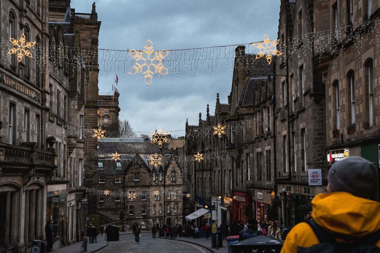 Magisches Edinburgh im Winter erleben