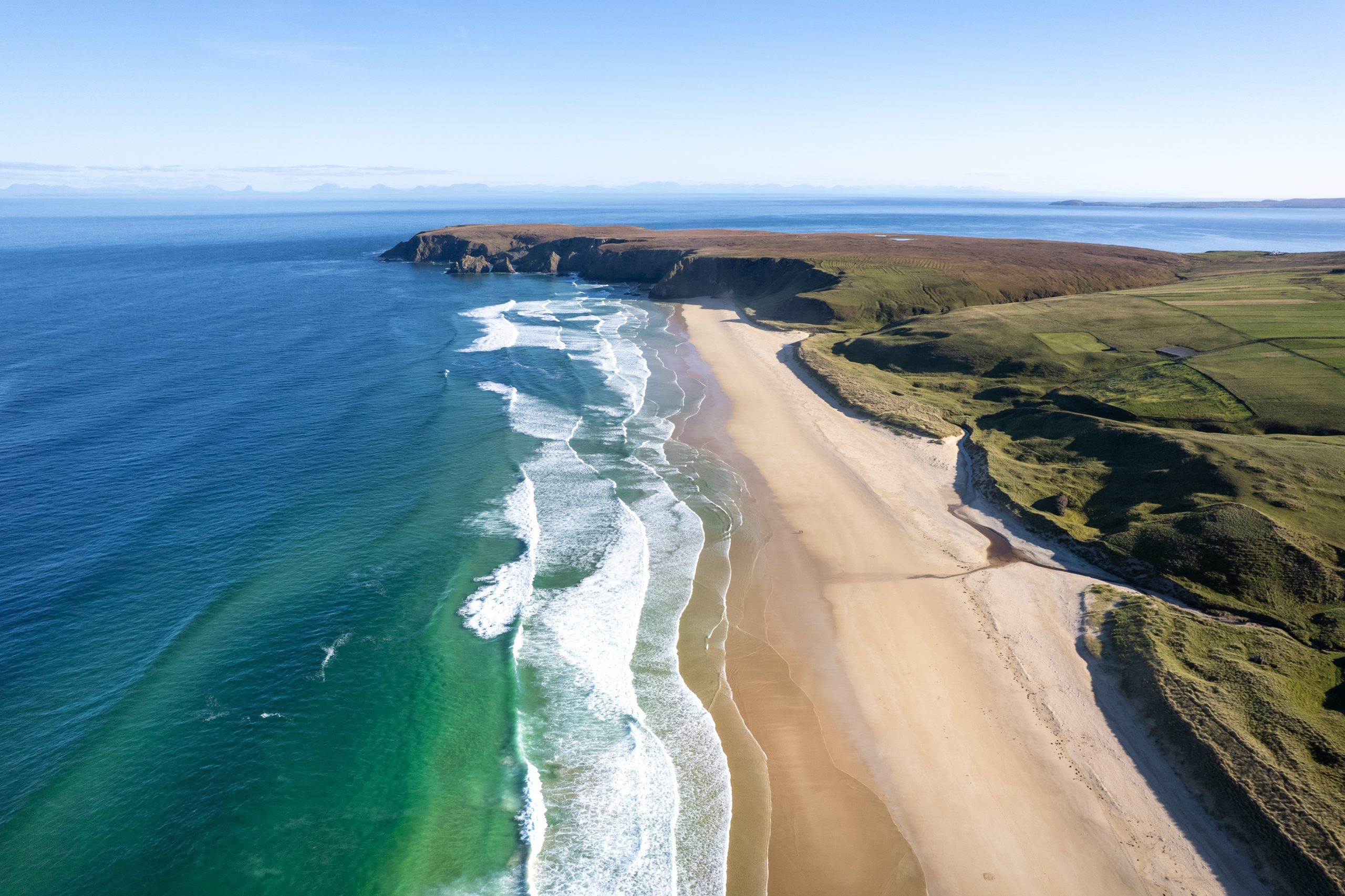 Klippen am Garry & Tolsta Beach auf der Isle of Lewis in Schottland