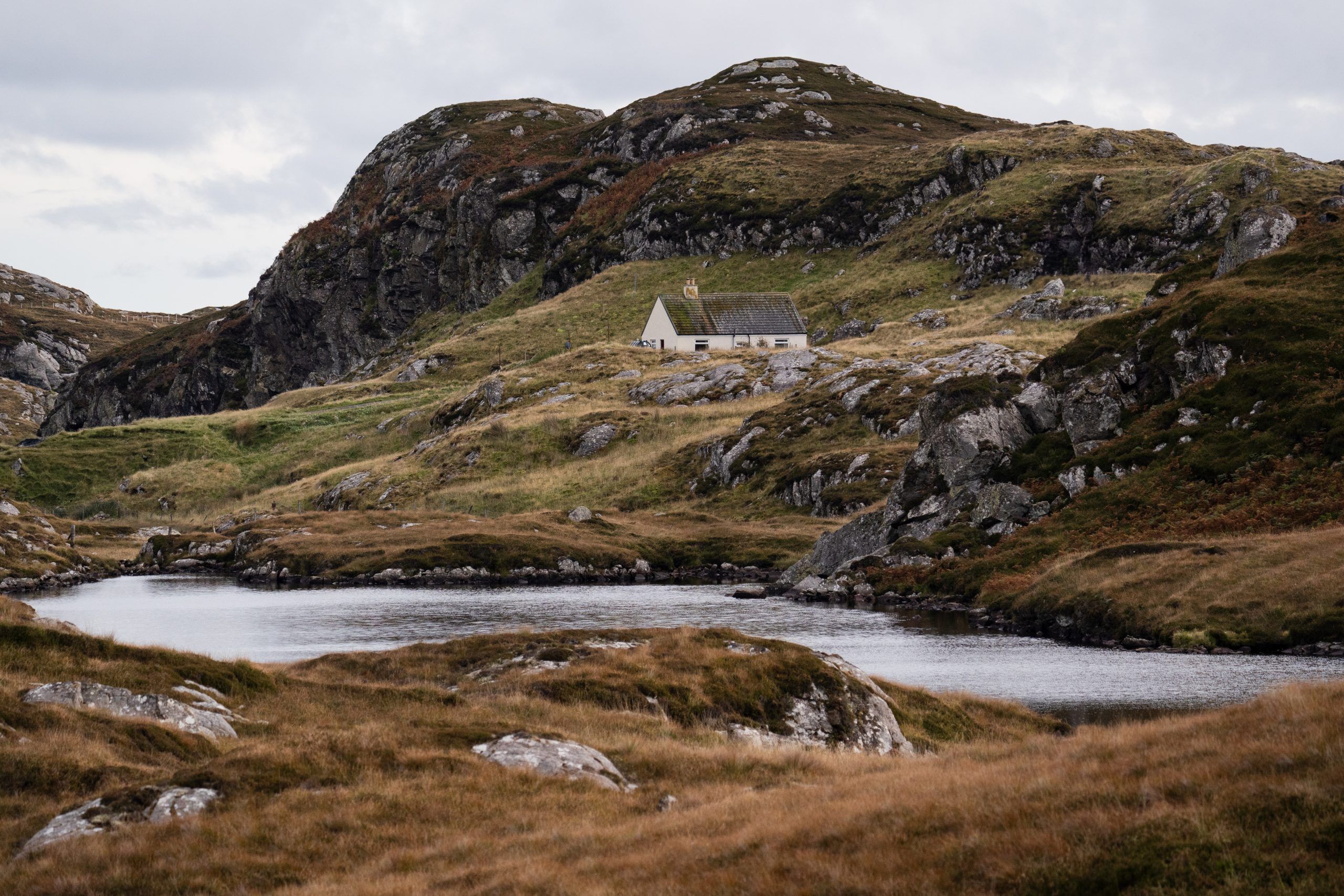 Golden Road Weißes Haus Lewis & Harris Route Schottland Wohnmobil